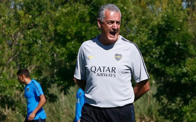 Gustavo Alfaro dijo quien le gustaría como director técnico del seleccionado