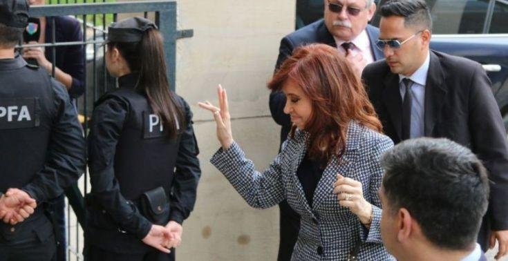 Cristina replicó las críticas del presidente de la Corte provincial contra Comodoro Py