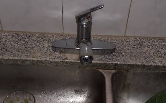 Los cortes de agua ponen en jaque distintas zonas de la Región