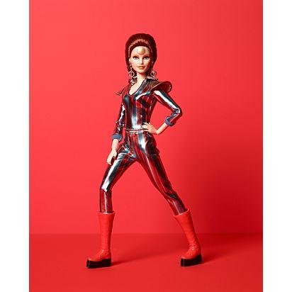 Una Barbie inspirada en Bowie por los 50 años de “Space Oddity”