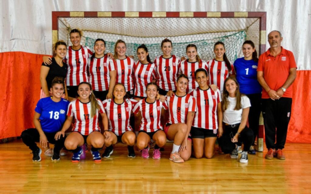 Las chicas del Pincha gritaron campeón