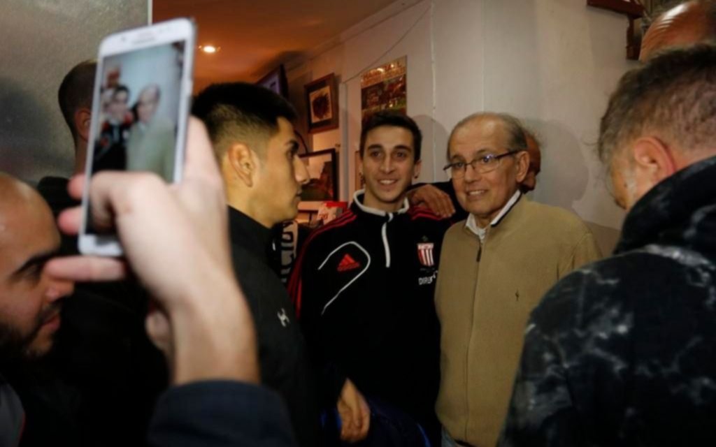 Sabella fue la frutilla del postre en el festejo de los 10 años de la cuarta Libertadores de Estudiantes