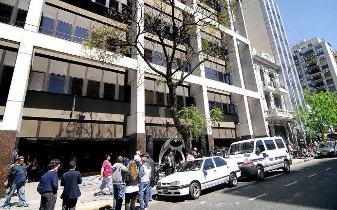Proponen condonar la deuda inmobiliaria de la Fundación Favaloro