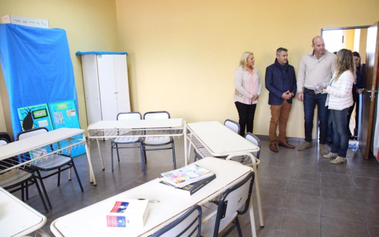 Inauguran obras en primaria Nº 16 y secundaria Nº 53 