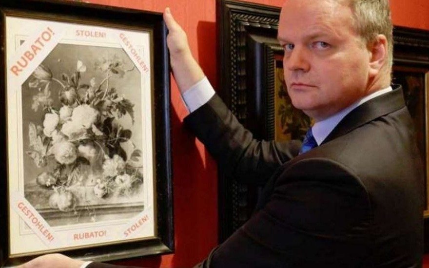 El cuadro "El jarrón de flores" robado por los nazis fue devuelto a Florencia