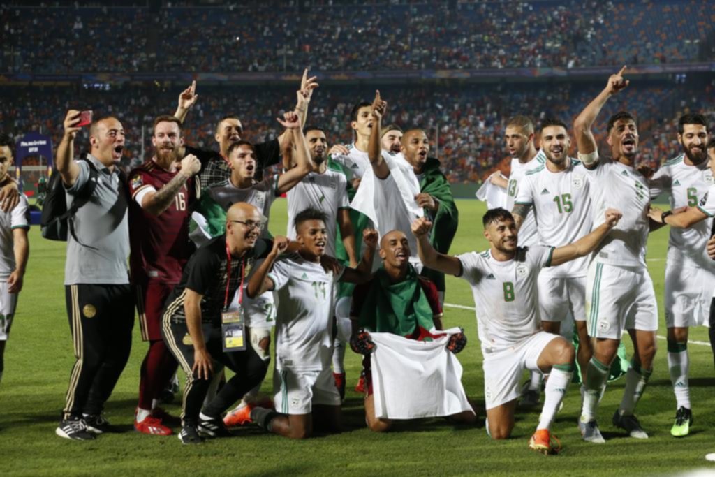 Argelia madrugó a Senegal y es el nuevo campeón africano