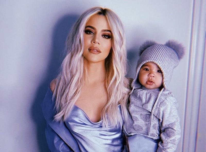 La verdad detrás del extraño nombre de la hija de Khloé Kardashian