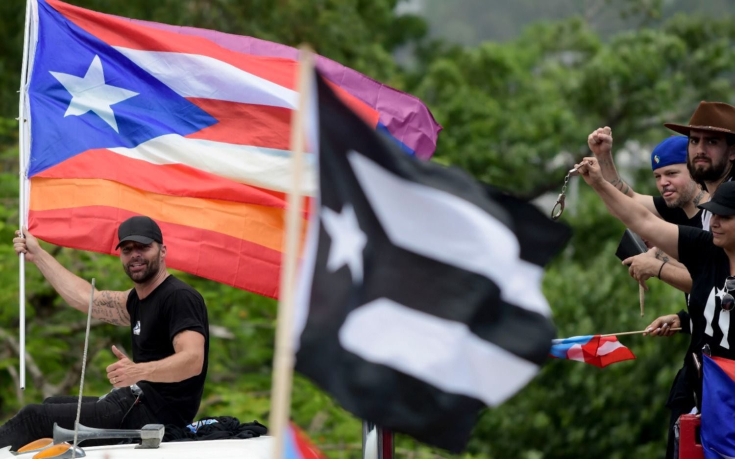 Ricky Martin y otros destacados artistas enfrentan al gobernador de Puerto Rico 