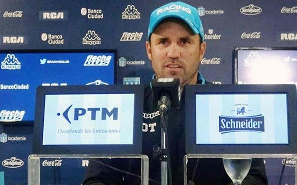 Coudet confirmó el equipo que recibirá mañana a Unión de Santa Fe