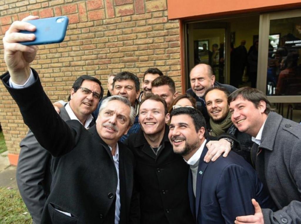 Los candidatos recorren la zona central del país, que vuelve a ser clave en el proceso electoral