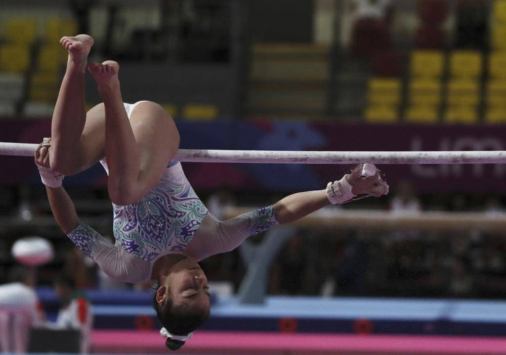 Abigail Magistrati se divierte y hace piruetas en los entrenamientos