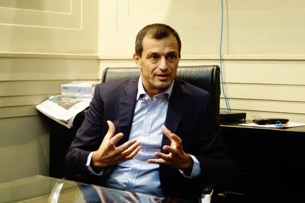 Bucca criticó el uso de los recursos en la actual gestión