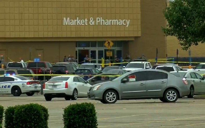 Horror: un tiroteo en un supermercado de EEUU  termina con dos muertos y un policía herido