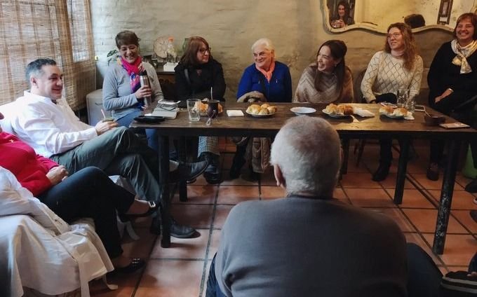 Vidal, en campaña con vecinos en La Matanza: "Juntos somos imparables"