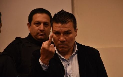 Condenan a 18 años de prisión al ex boxeador Carlos Baldomir por abusar de su hija