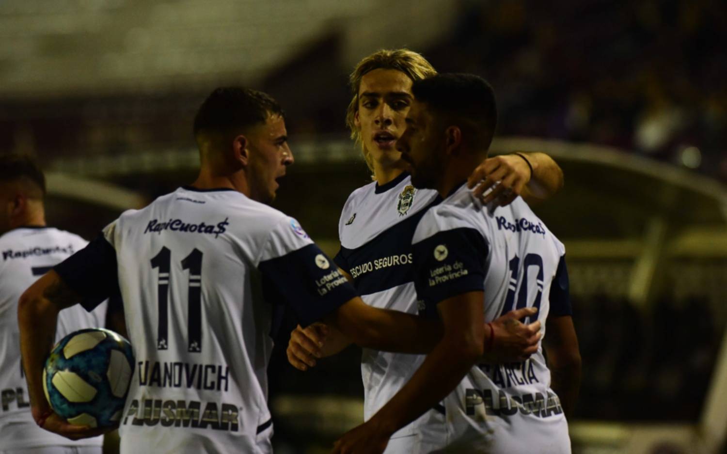 García se imagina como socio de Alemán: "Es un excelente jugador, nos puede aportar muchísimo"