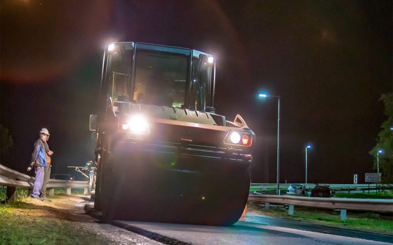 Continúa la repavimentación del tramo Hudson-La Plata en la Autopista con trabajos nocturnos