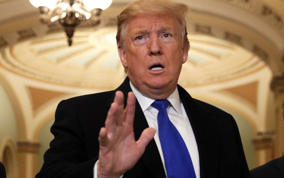 El presidente Donald Trump criticó la resolución de la FED y dijo que Powell "nos decepcionó"