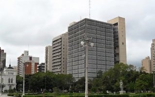 Cese de actividades de limpieza en las Torres 1 y 2