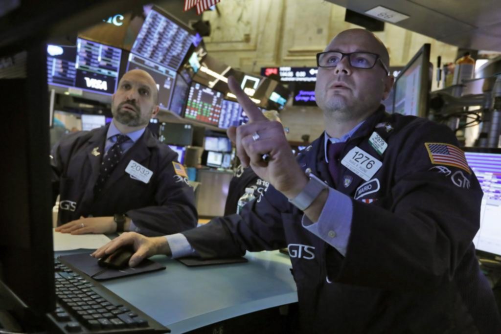 Deuda: la nueva oferta hizo disparar bonos y acciones