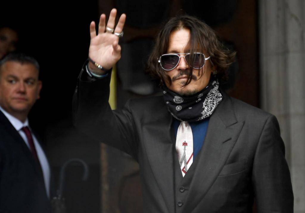 Johnny Depp, demasiado drogado para golpear a su ex