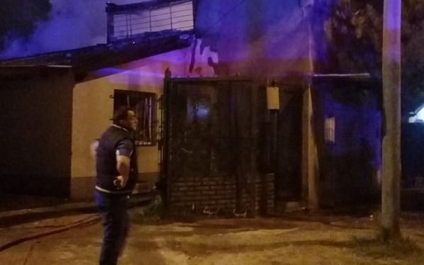 Incendio en vivienda de Quilmes Oeste