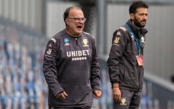 "Marcelo no lo hagas", el pedido que los hinchas del Leeds le hacen a Bielsa