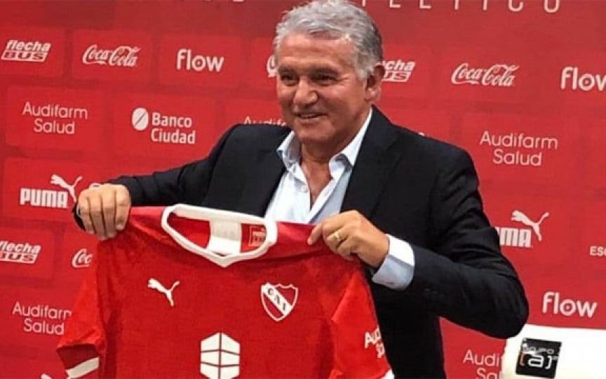 Independiente es un polvorín: qué dijo Burruchaga sobre los rumores de renuncia 
