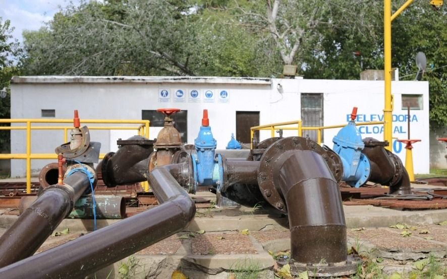 Avanzan acuerdos para financiar importantes obras de agua potable en la Región