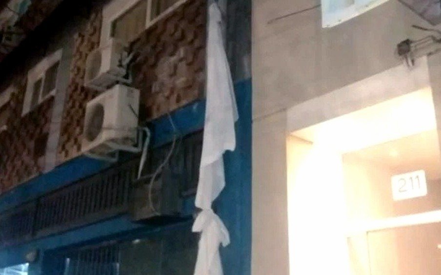 Siendo caso sospechoso, se fugó de un hotel donde cumplía aislamiento y quedará demorado