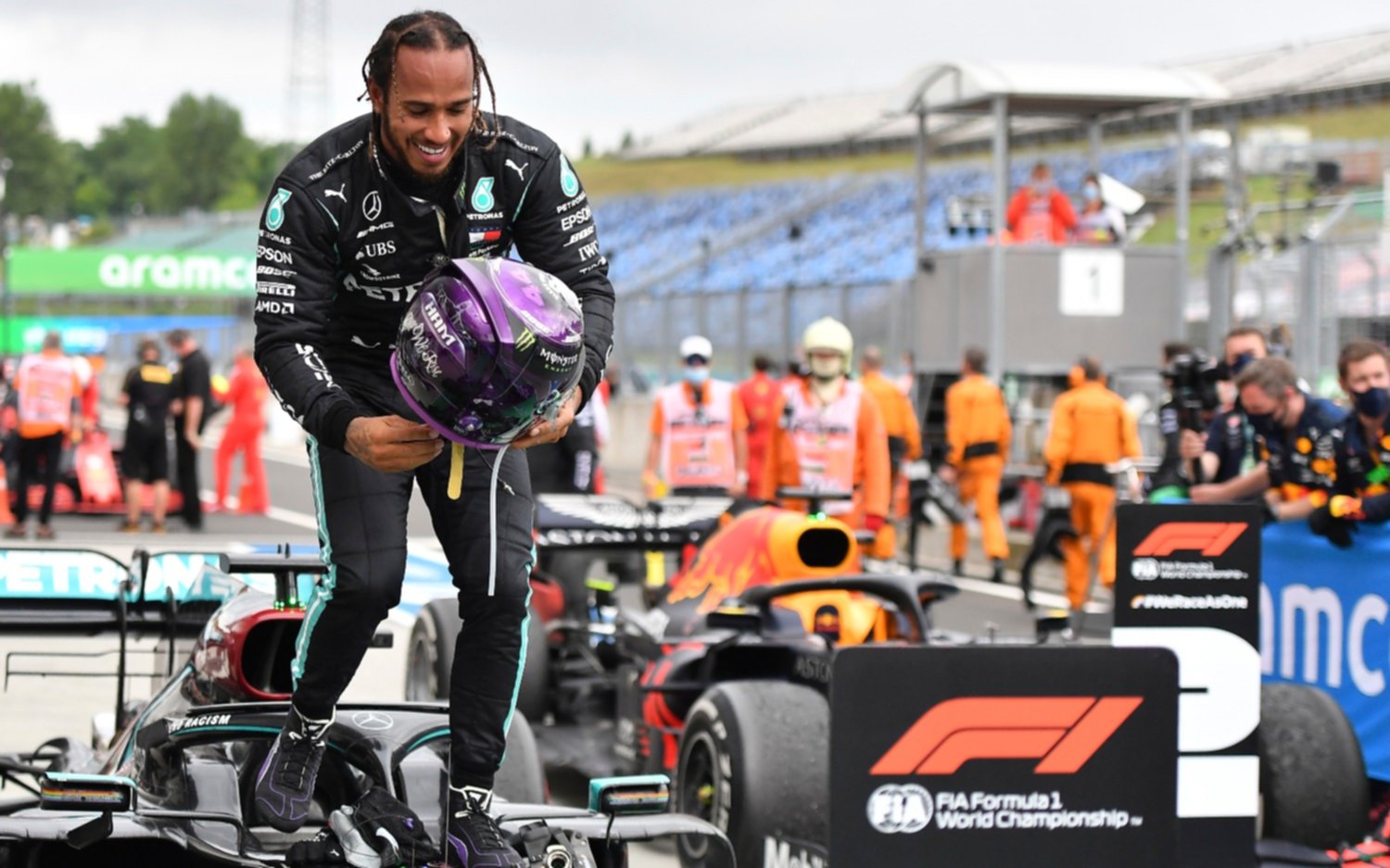 En Hungría, Hamilton volvió a ganar y se apoderó de la punta de la Fórmula 1