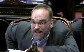 Hasta integrantes de su mismo partido repudiaron el tuit de Fernando Iglesias