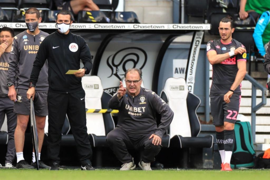 Bielsa celebró el título y fue “autocrítico” con su carrera