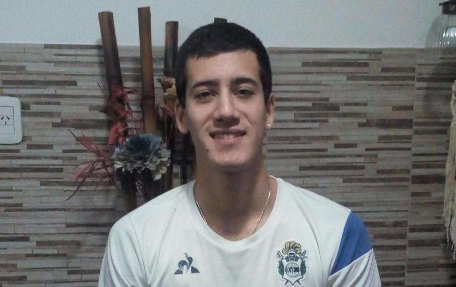 Firmó Tomás Fernández: “Estoy muy feliz, era lo que soñaba”, explicó
