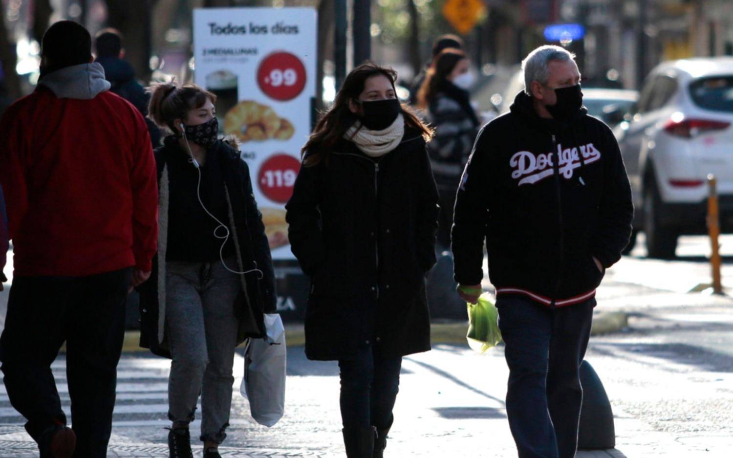 Arranca un fin de semana bien frío, para seguir con campera, bufanda y guantes