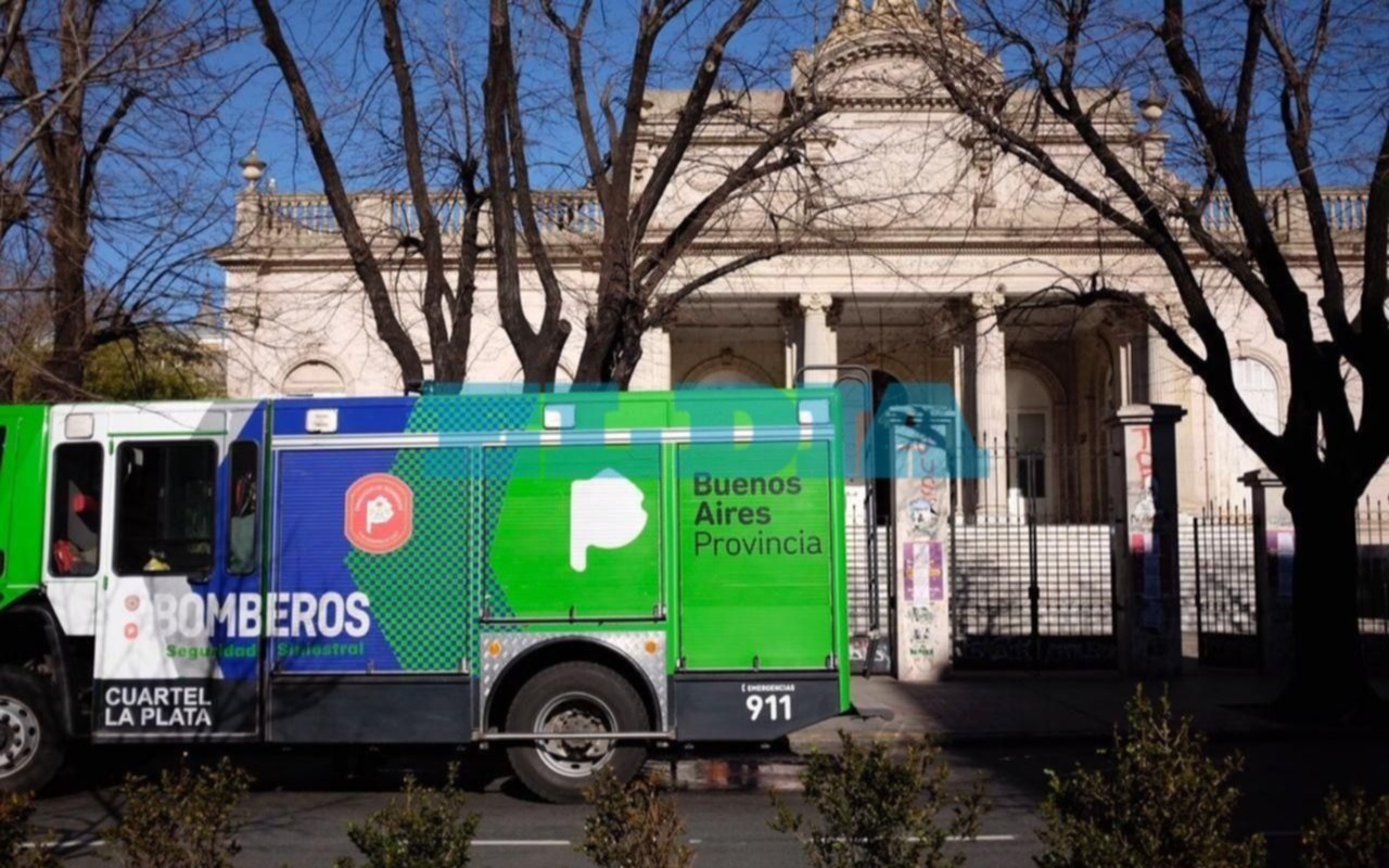 Susto y tensión por un principio de incendio en el primer piso de las fiscalías de 7 y 56