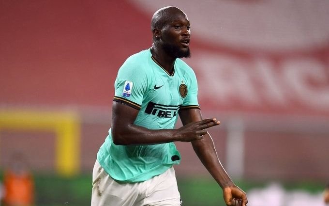 Goleada del Inter prolongó el suspenso en la Liga italiana