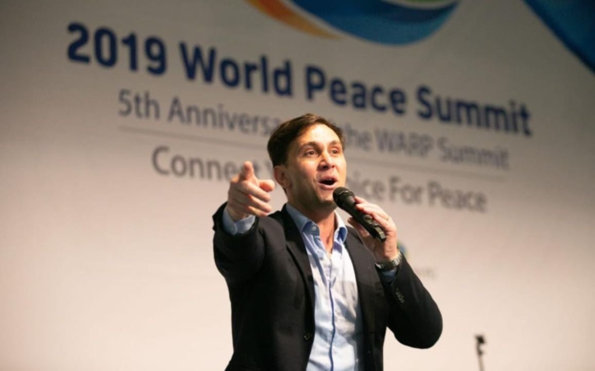 Odino Faccia adhiere a “Vacuna para Todos” junto a los Premios Nobeles de Paz y de Medicina