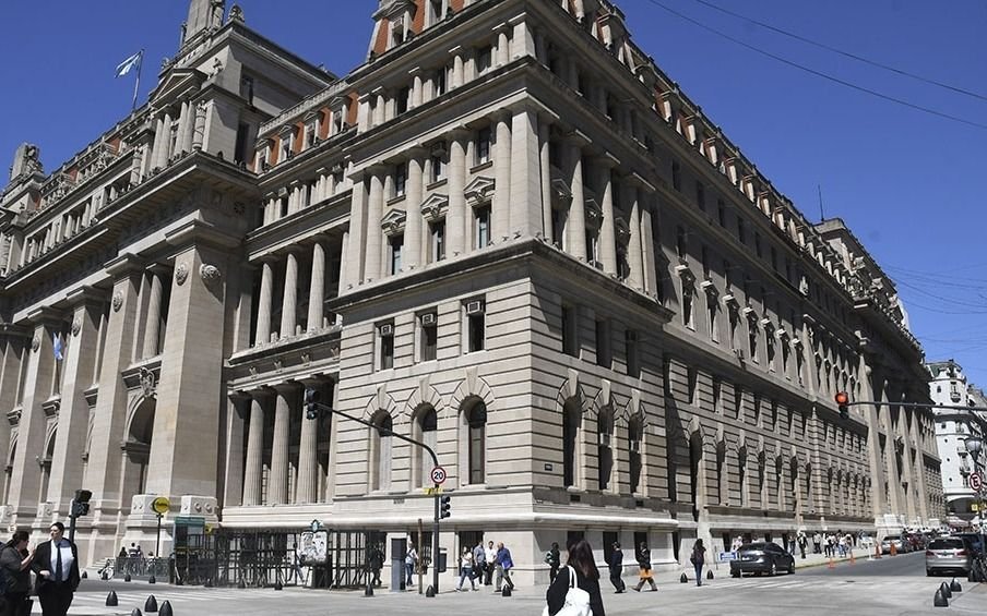 Reforma judicial: Alberto Fernández eligió a los miembros de la comisión para modificar la Corte