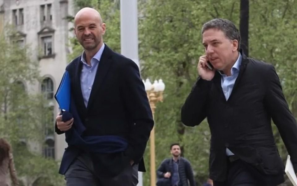Procesan también al ex ministro Dujovne en la causa de los peajes