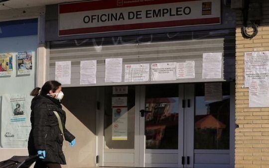 La tasa de desempleo en España aumentó en el segundo trimestre al 15,3%