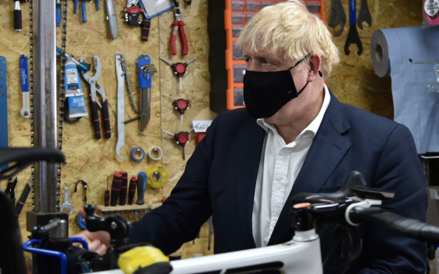 Johnson defiende la cuarentena ante un posible rebrote de COVID-19 en Europa