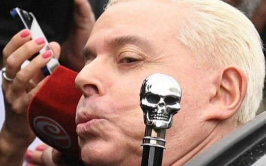 Oyarbide: "Soy enano y trolo, pero mentiroso y traidor no"