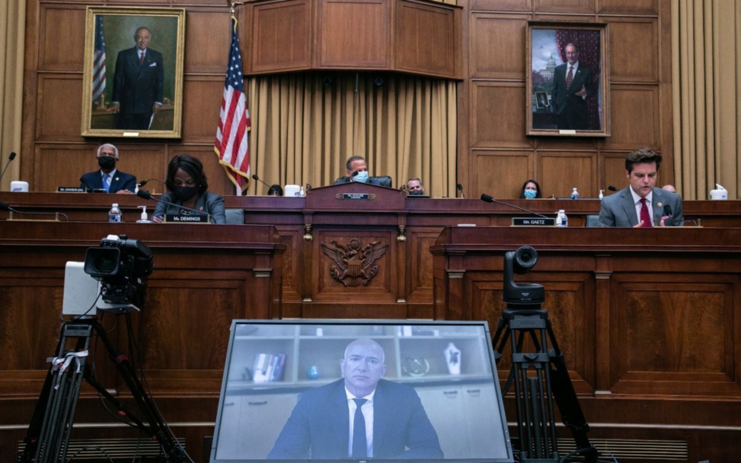 La defensa de Zuckerberg, Bezos, Pichai y Cook por las acusaciones en el Congreso de EE UU