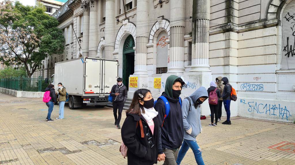 Sigue el drama de las estufas y de los chicos sin ir al aula por el frío