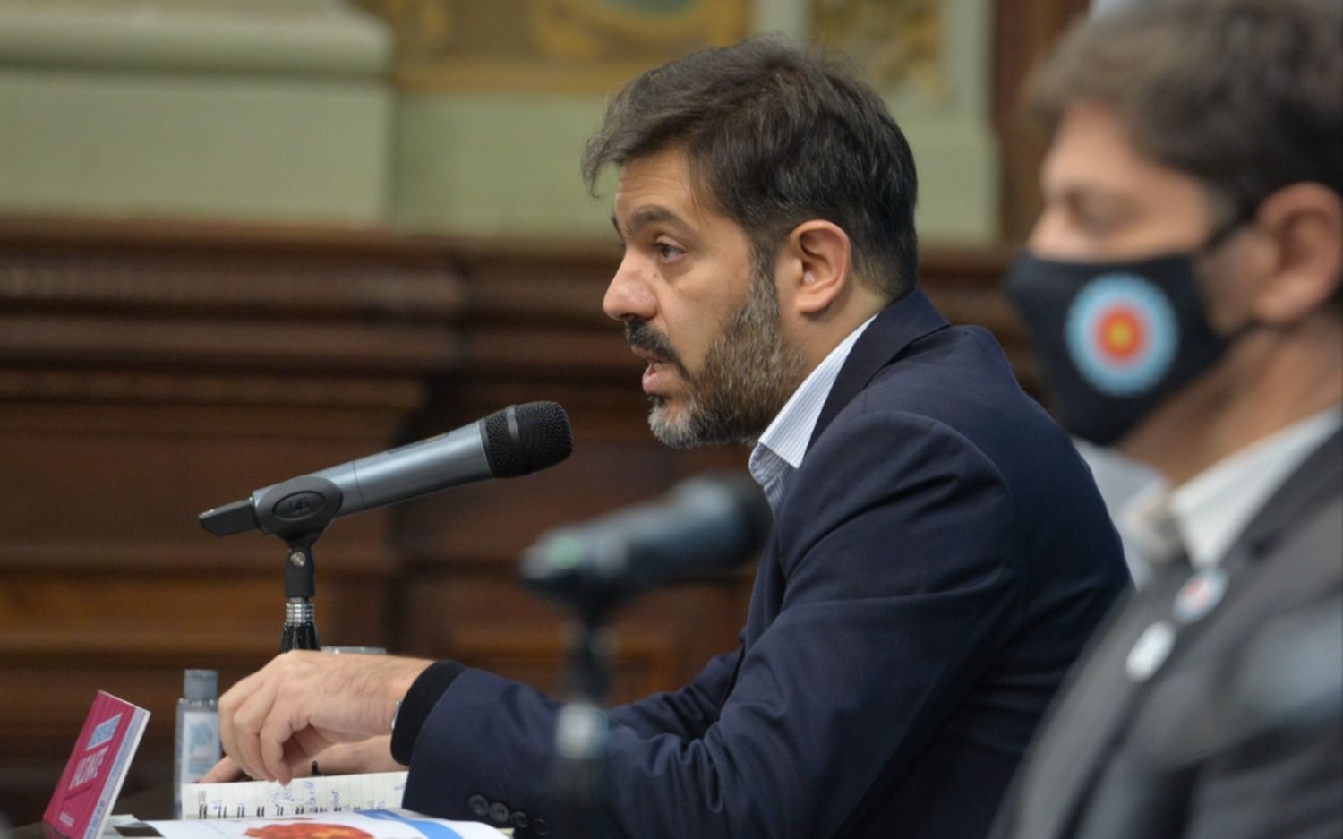 Bianco y las restricciones a los vuelos: "Esta medida es por la irresponsabilidad de la gente"