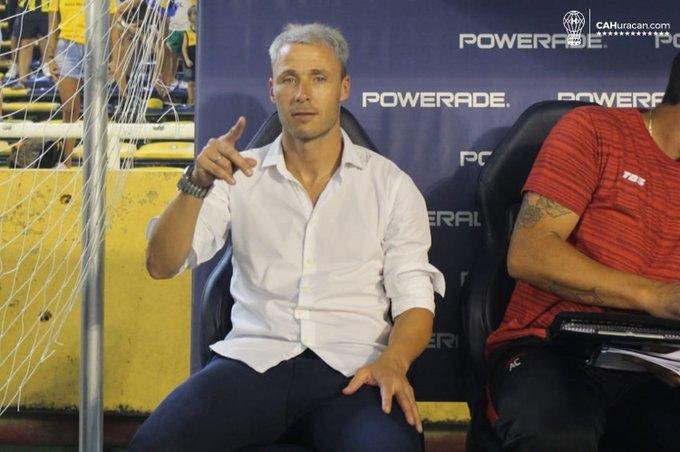 “Aunque todavía sueño que soy futbolista no lo extraño, dí el paso al costado justo”