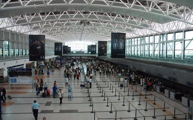 Argentina en alerta: confirman dos casos de cepa Delta en turistas que regresaban al país