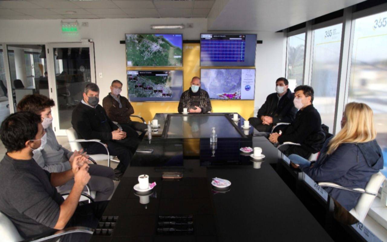 Reunión entre Edelap y el Municipio por el servicio de energía eléctrica