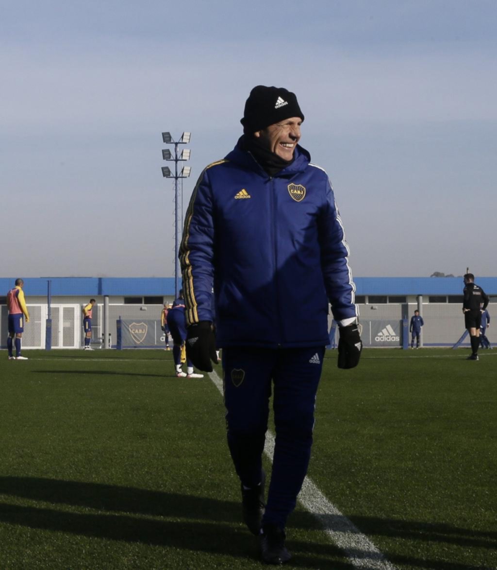 Russo espera por más refuerzos y Sarmiento será el último amistoso